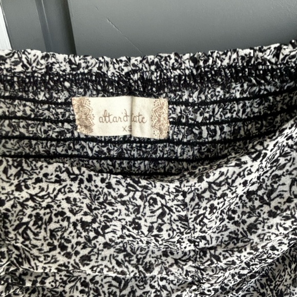 Altardstate - Picture 1 of 4